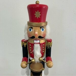 FAO SCHWARZ 2018 Soldier Drummer Nutcracker 20”  #04839 Of 20000